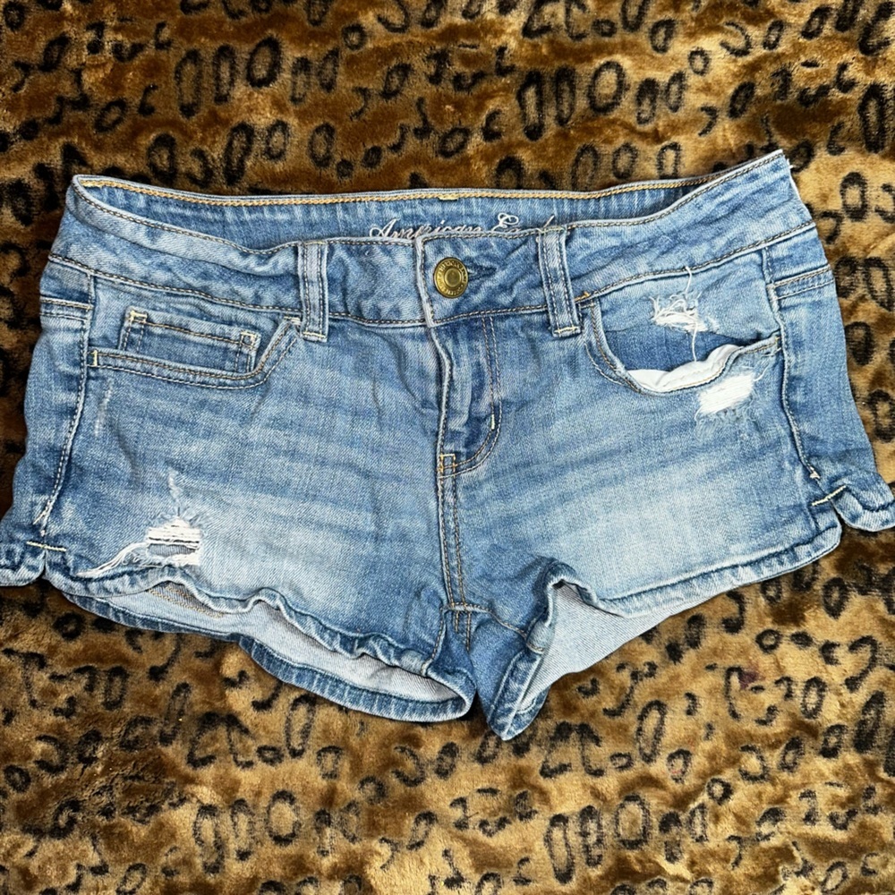 American Eagle Denim Shorts Women’s 4 Distressed Cutoff 2011 AEO